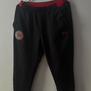 Under armor Maryland wind breaker and sweat pants